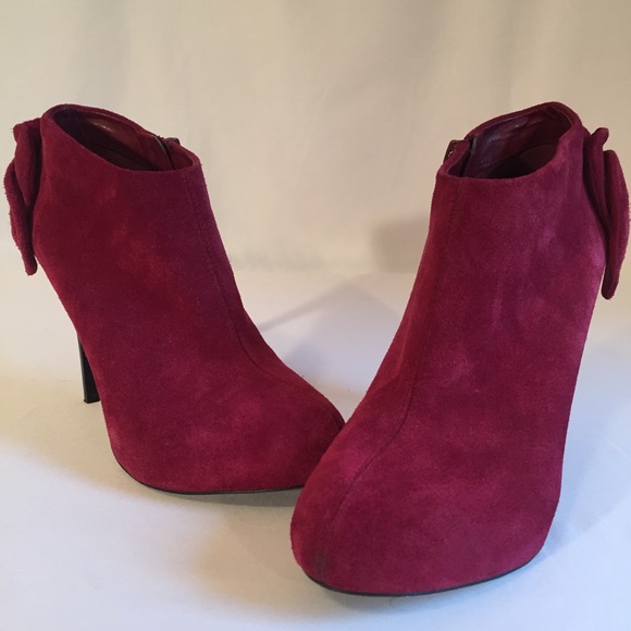 Carlos Santana Suede Stiletto Ankle Boots - Picture 2 of 8